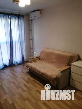 1-к квартира, посуточно, 42м2, 3/10 этаж