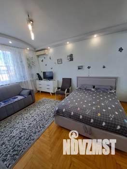 1-к квартира, посуточно, 40м2, 7/9 этаж