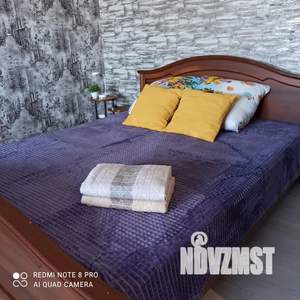 1-к квартира, посуточно, 40м2, 3/6 этаж