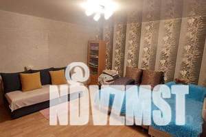 1-к квартира, посуточно, 35м2, 6/9 этаж
