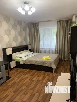 1-к квартира, посуточно, 34м2, 2/9 этаж