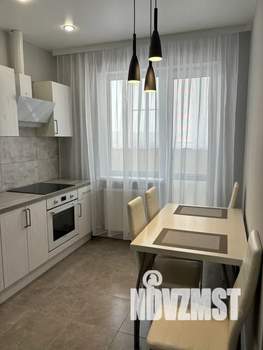 Студия квартира, посуточно, 39м2, 5/22 этаж