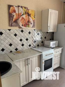 1-к квартира, посуточно, 36м2, 8/16 этаж