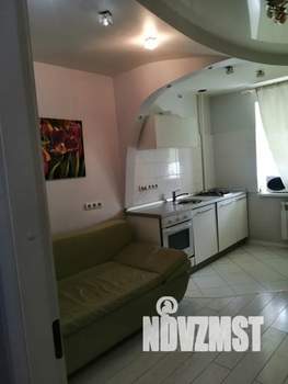 1-к квартира, посуточно, 44м2, 6/9 этаж