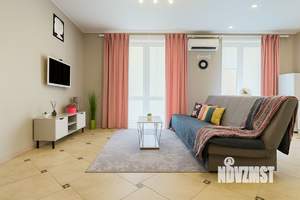 Студия квартира, посуточно, 33м2, 6/10 этаж