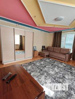 2-к квартира, посуточно, 66м2, 3/17 этаж