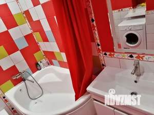 Студия квартира, посуточно, 36м2, 2/19 этаж