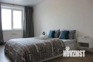 1-к квартира, посуточно, 54м2, 1/1 этаж