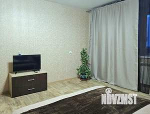 1-к квартира, посуточно, 43м2, 8/10 этаж