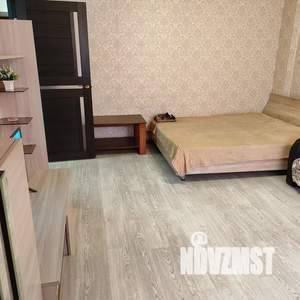 1-к квартира, посуточно, 53м2, 3/10 этаж