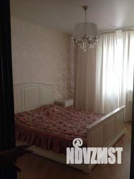 1-к квартира, посуточно, 64м2, 1/1 этаж