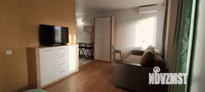 Студия квартира, посуточно, 37м2, 2/19 этаж