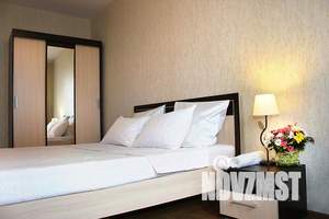 1-к квартира, посуточно, 55м2, 1/1 этаж