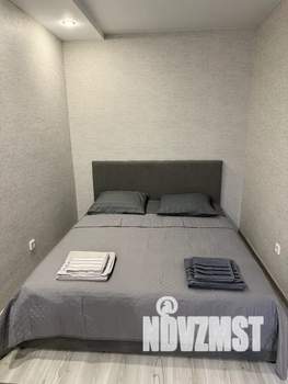 1-к квартира, посуточно, 35м2, 3/3 этаж