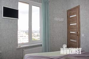 2-к квартира, посуточно, 47м2, 18/23 этаж