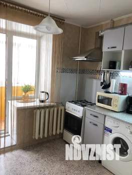 1-к квартира, посуточно, 34м2, 4/9 этаж