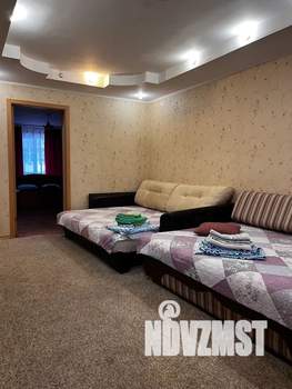 2-к квартира, посуточно, 50м2, 2/5 этаж