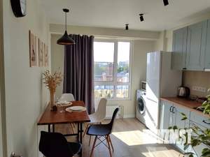 1-к квартира, посуточно, 37м2, 8/19 этаж