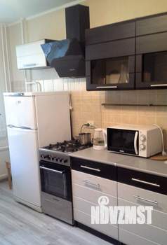 1-к квартира, посуточно, 44м2, 9/10 этаж