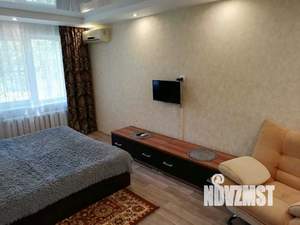 2-к квартира, посуточно, 42м2, 1/1 этаж