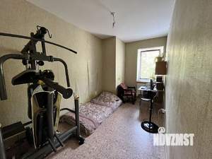 2-к квартира, вторичка, 38м2, 1/4 этаж