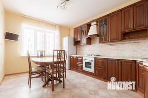 2-к квартира, вторичка, 79м2, 3/5 этаж