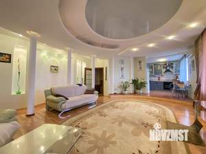 4-к квартира, вторичка, 108м2, 6/7 этаж