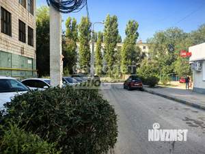 2-к квартира, вторичка, 61м2, 1/1 этаж