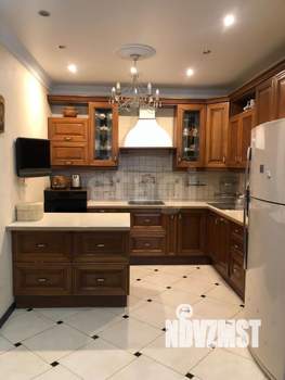 4-к квартира, вторичка, 130м2, 11/17 этаж