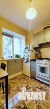 2-к квартира, вторичка, 41м2, 1/4 этаж