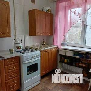 2-к квартира, вторичка, 42м2, 3/5 этаж