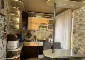 3-к квартира, вторичка, 57м2, 1/4 этаж