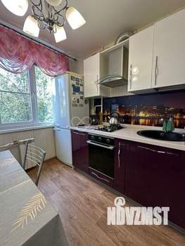 4-к квартира, вторичка, 61м2, 3/5 этаж