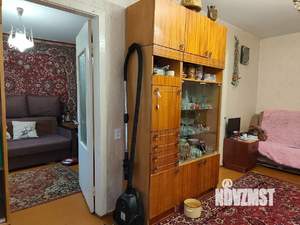 4-к квартира, вторичка, 61м2, 1/5 этаж