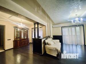 4-к квартира, вторичка, 130м2, 2/10 этаж