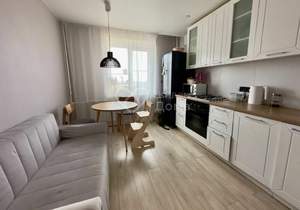 2-к квартира, вторичка, 56м2, 9/9 этаж