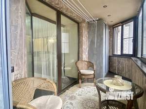 4-к квартира, вторичка, 130м2, 2/10 этаж