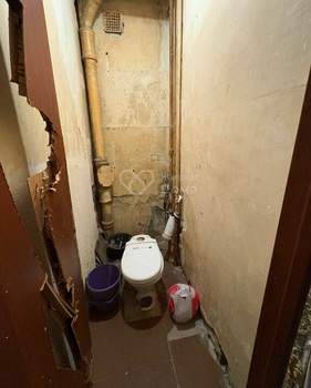 2-к квартира, вторичка, 49м2, 1/4 этаж