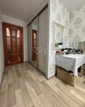 3-к квартира, вторичка, 58м2, 1/5 этаж