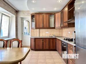 3-к квартира, вторичка, 135м2, 6/9 этаж