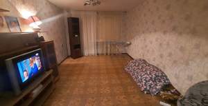 3-к квартира, вторичка, 64м2, 1/9 этаж