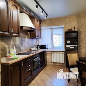 2-к квартира, вторичка, 93м2, 4/18 этаж