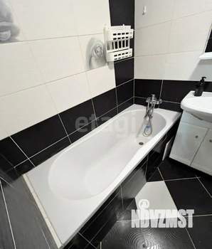 2-к квартира, вторичка, 42м2, 1/10 этаж