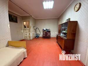 2-к квартира, вторичка, 44м2, 1/4 этаж