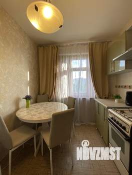 2-к квартира, вторичка, 52м2, 8/9 этаж