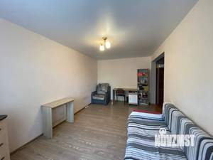 2-к квартира, вторичка, 43м2, 3/5 этаж