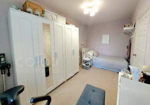 2-к квартира, вторичка, 43м2, 1/4 этаж