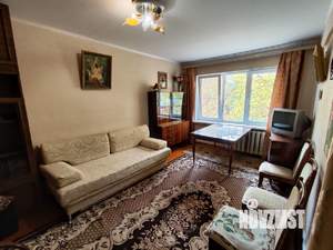 2-к квартира, вторичка, 40м2, 1/5 этаж