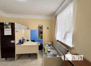 2-к квартира, вторичка, 61м2, 1/3 этаж