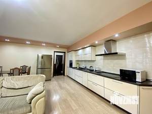 4-к квартира, вторичка, 165м2, 6/10 этаж